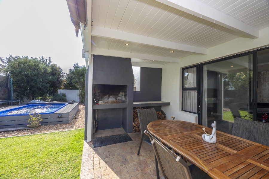 3 Bedroom Property for Sale in Pinehurst Western Cape